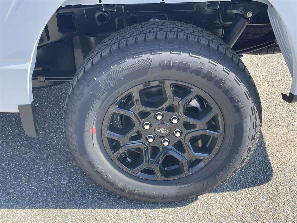 new 2025 Ford F-150 car, priced at $58,330