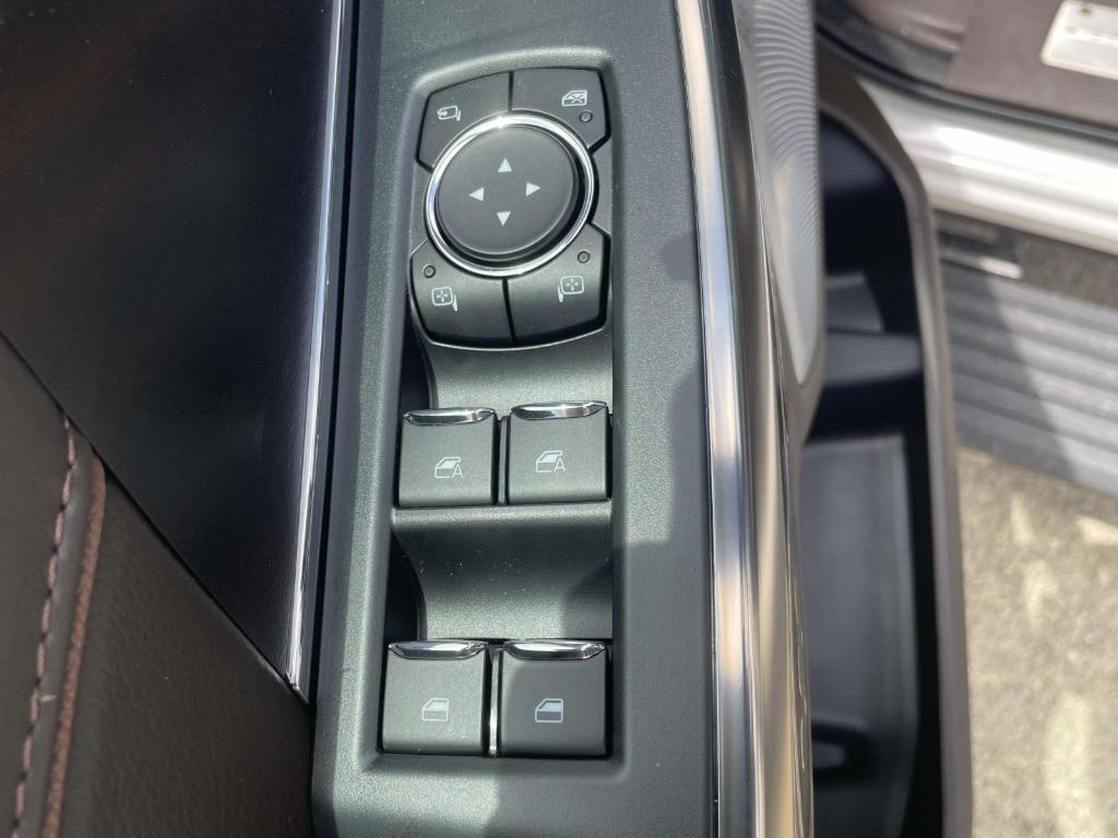 new 2025 Ford F-150 car, priced at $70,802