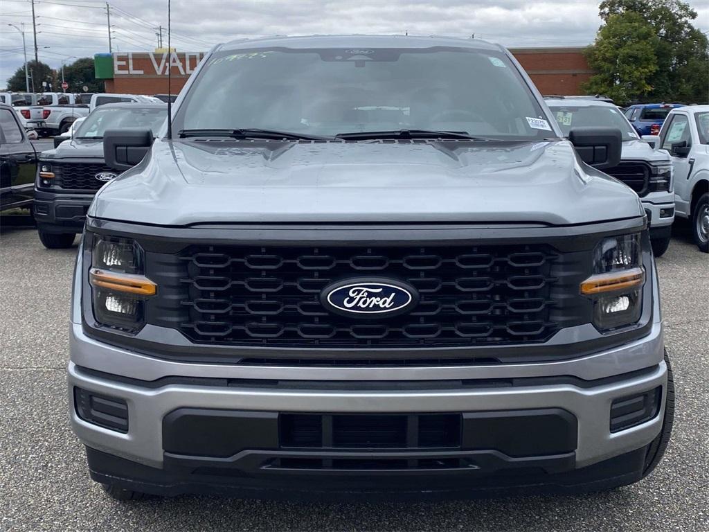 new 2025 Ford F-150 car, priced at $42,695