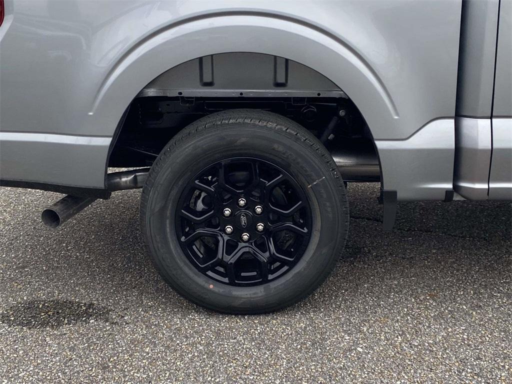new 2025 Ford F-150 car, priced at $42,695