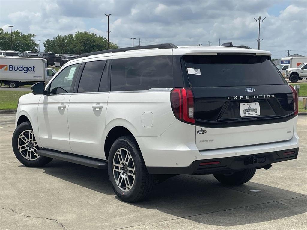 new 2025 Ford Expedition Max car, priced at $70,405