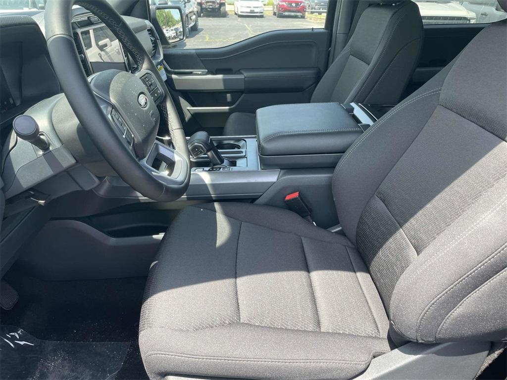 new 2025 Ford F-150 car, priced at $50,398