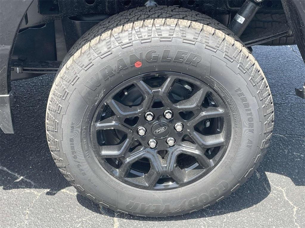 new 2025 Ford F-150 car, priced at $50,398