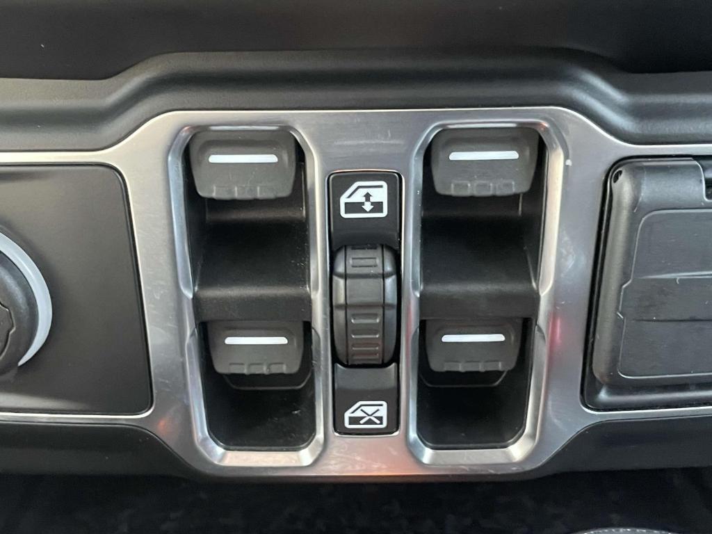 used 2021 Jeep Wrangler Unlimited car, priced at $32,955