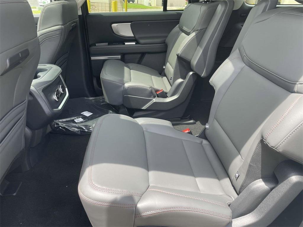 new 2025 Ford Expedition Max car, priced at $71,705