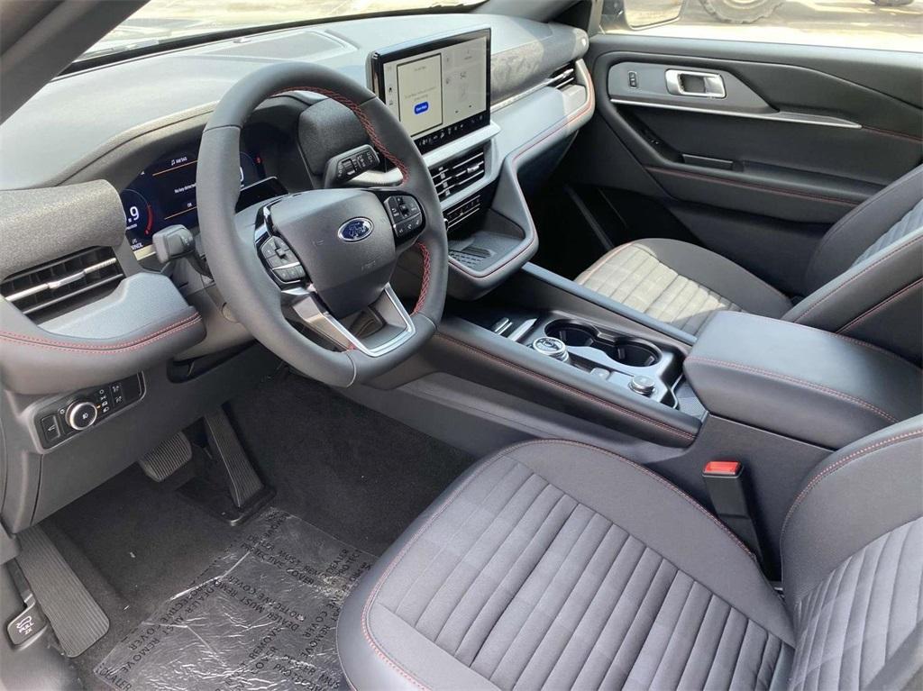 new 2025 Ford Explorer car, priced at $42,487