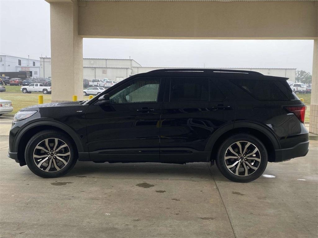 new 2025 Ford Explorer car, priced at $42,487