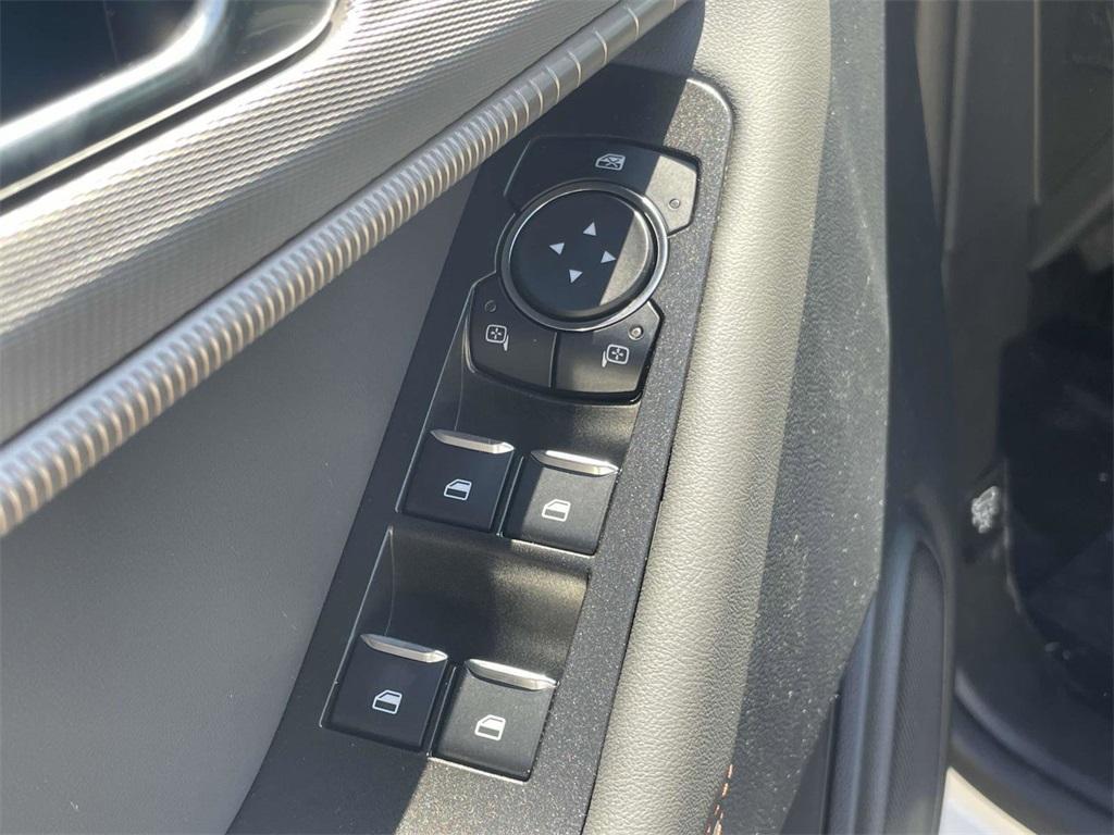 new 2025 Ford Explorer car, priced at $35,669