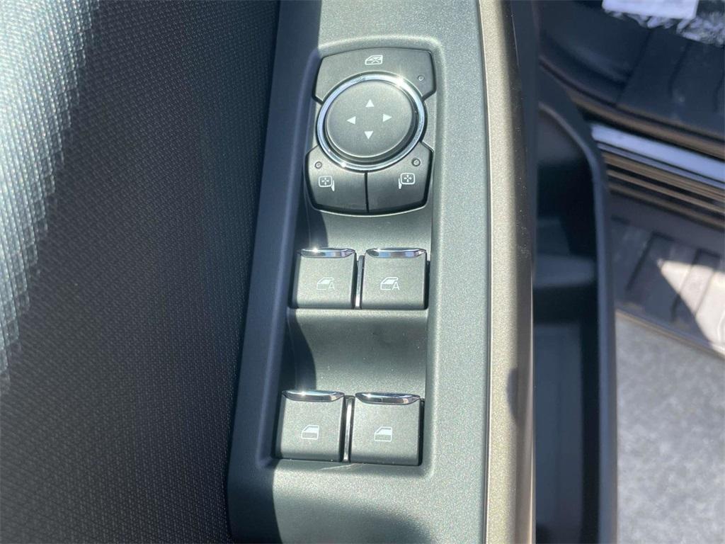 new 2025 Ford F-150 car, priced at $47,713