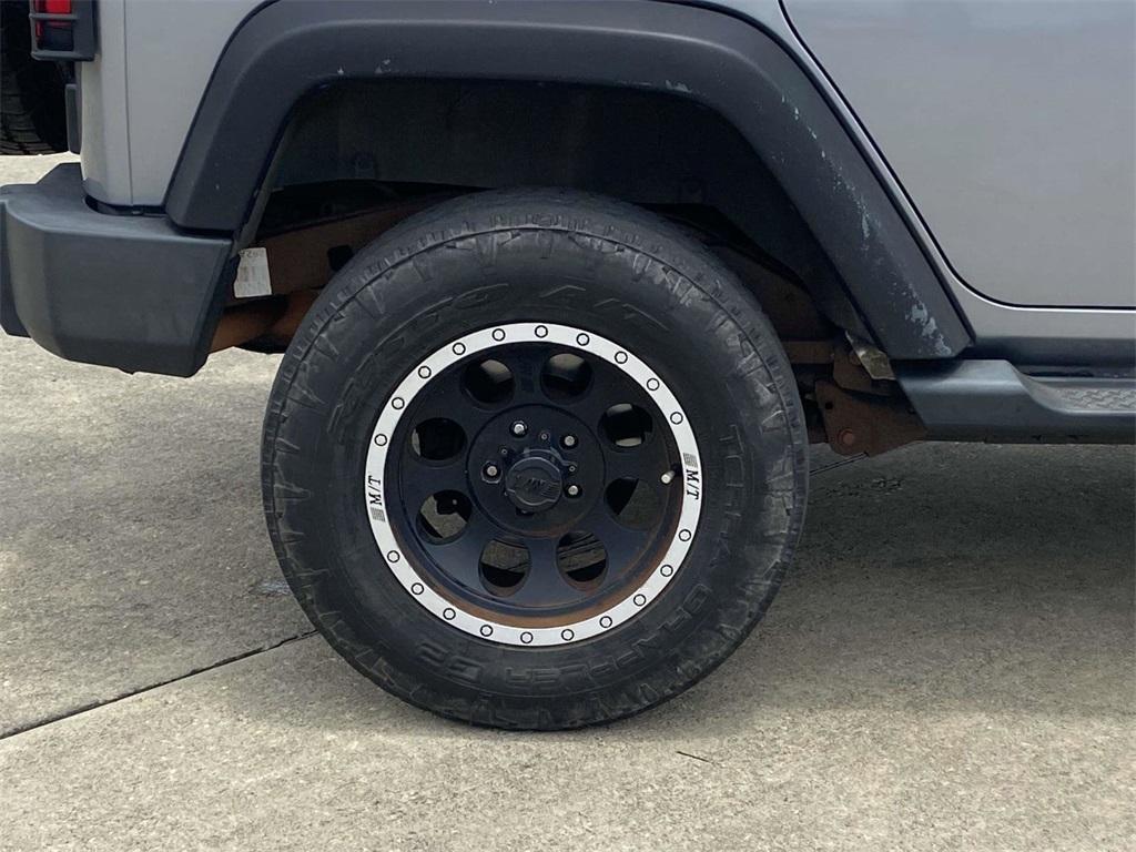 used 2013 Jeep Wrangler Unlimited car, priced at $16,065