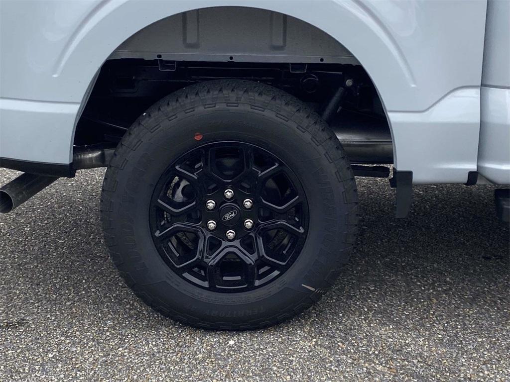 new 2025 Ford F-150 car, priced at $60,575
