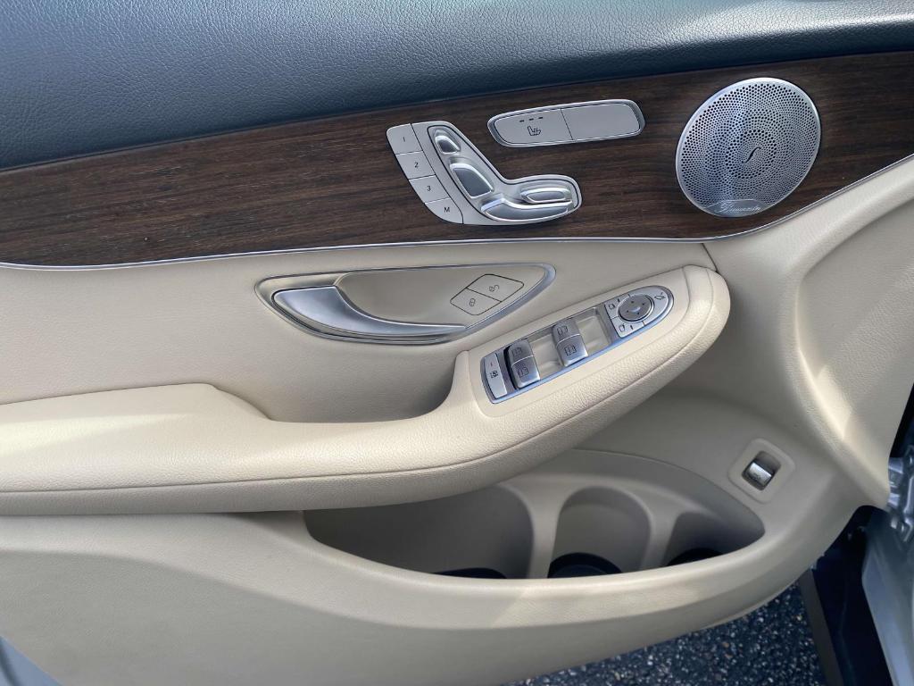 used 2020 Mercedes-Benz GLC 300 car, priced at $24,991