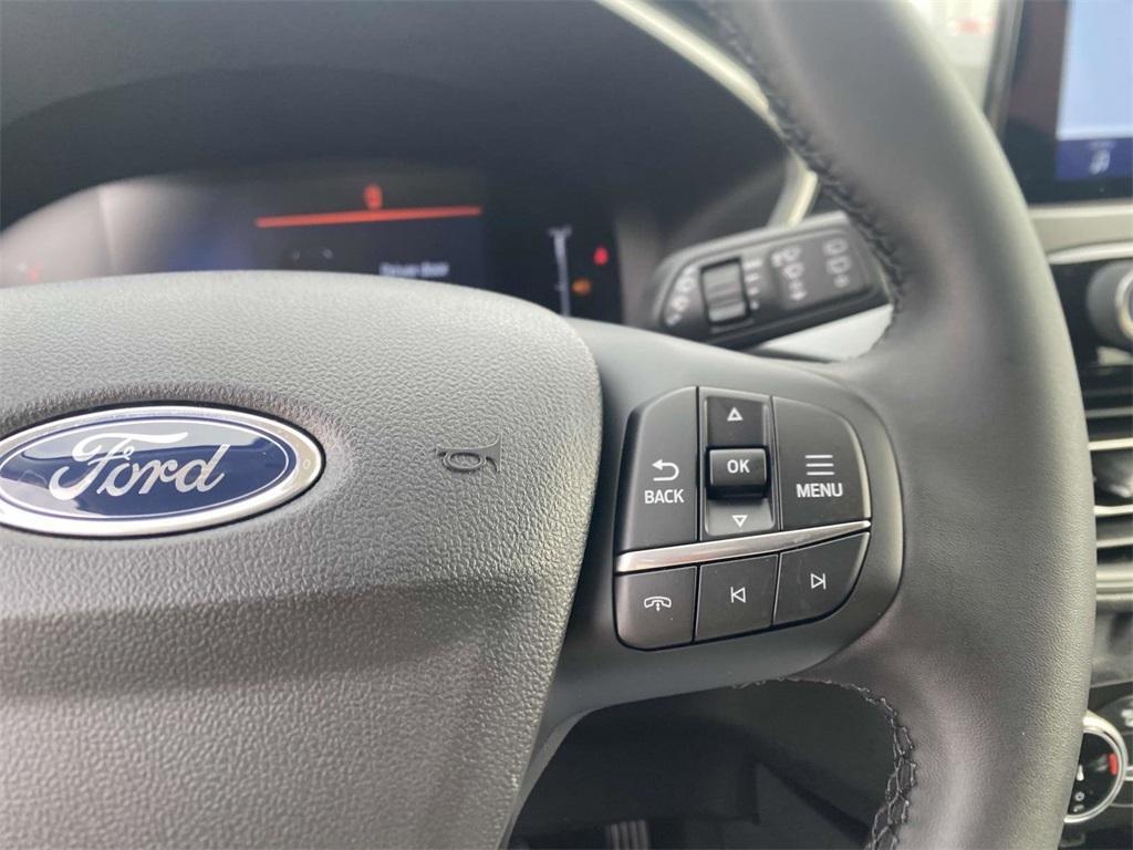 new 2025 Ford Escape car, priced at $27,256