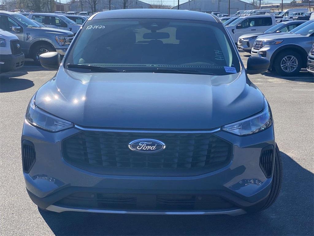 new 2025 Ford Escape car, priced at $27,256