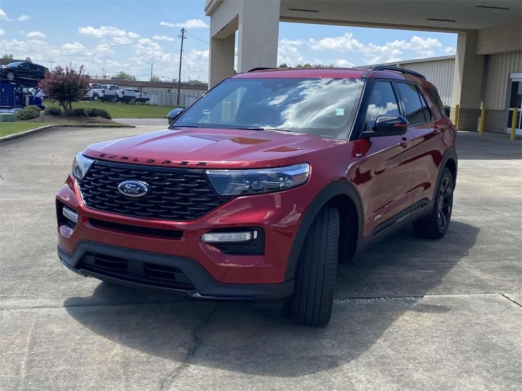 used 2022 Ford Explorer car, priced at $30,867