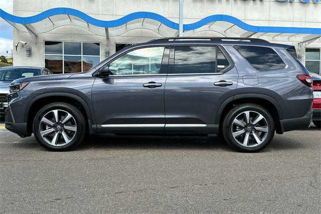 new 2025 Honda Pilot car, priced at $54,175