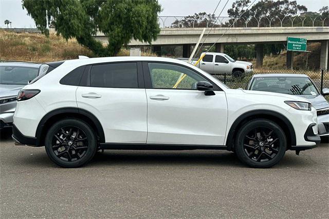 new 2025 Honda HR-V car, priced at $29,305