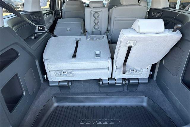 new 2024 Honda Odyssey car, priced at $46,895