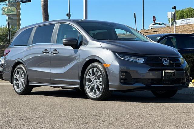 new 2025 Honda Odyssey car, priced at $48,005