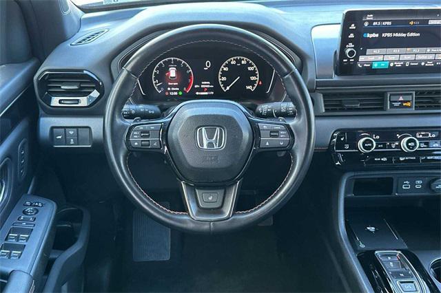 used 2023 Honda Pilot car, priced at $40,388