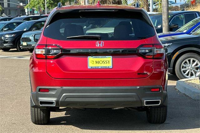 new 2025 Honda Pilot car, priced at $42,050