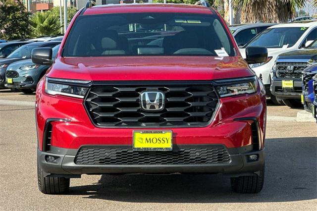 new 2025 Honda Pilot car, priced at $42,050