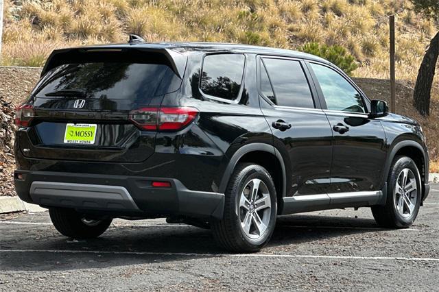 new 2025 Honda Pilot car, priced at $46,695