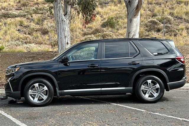 new 2025 Honda Pilot car, priced at $46,695