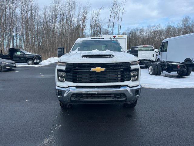 new 2024 Chevrolet Silverado 3500 car, priced at $53,228