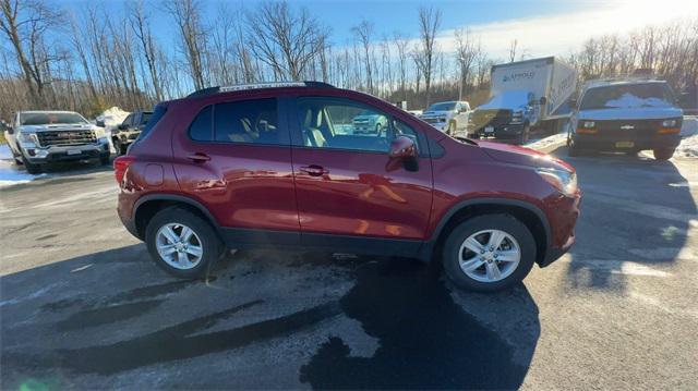 used 2022 Chevrolet Trax car, priced at $18,999