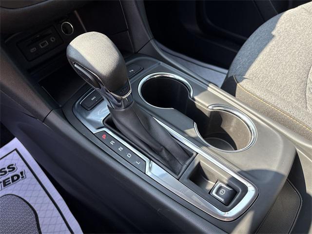 used 2023 Chevrolet Equinox car, priced at $22,390