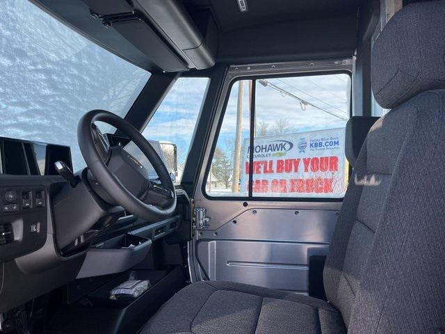 new 2025 Chevrolet BrightDrop 400 car, priced at $47,310