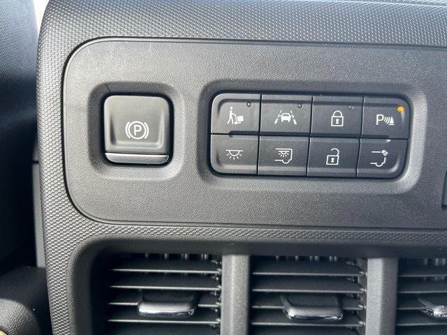 new 2025 Chevrolet BrightDrop 400 car, priced at $47,310