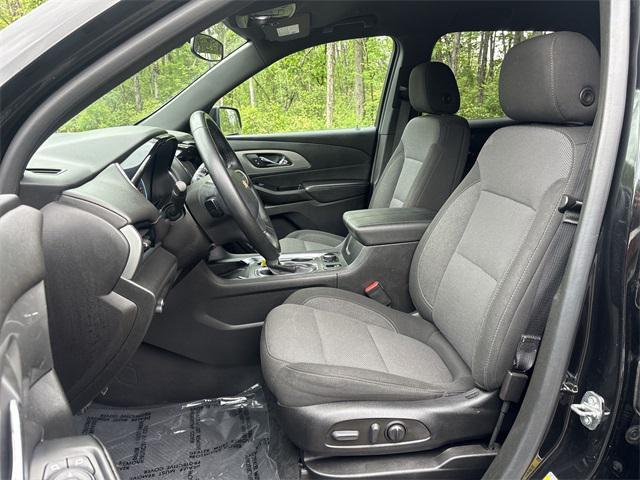 used 2023 Chevrolet Traverse car, priced at $28,373