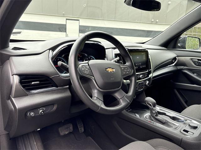 used 2023 Chevrolet Traverse car, priced at $30,810