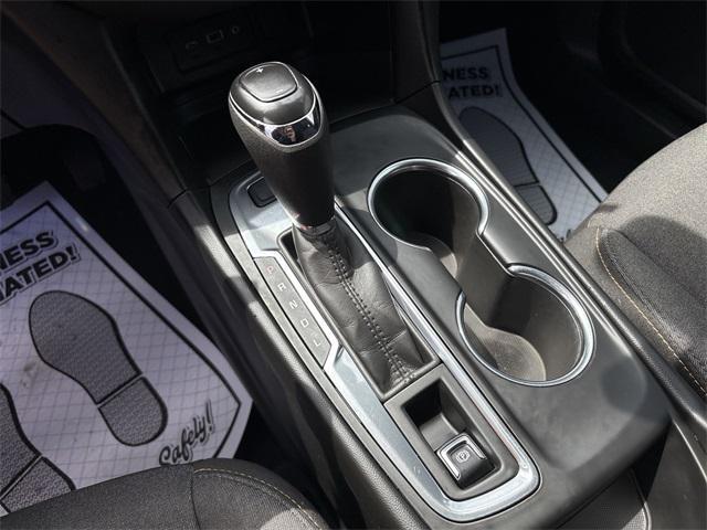 used 2021 Chevrolet Equinox car, priced at $19,619