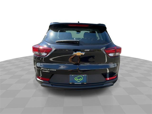 used 2023 Chevrolet TrailBlazer car, priced at $20,977
