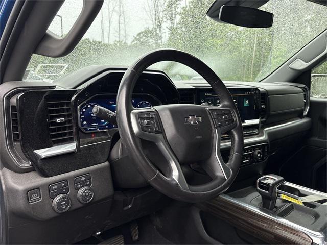 used 2022 Chevrolet Silverado 1500 car, priced at $39,915