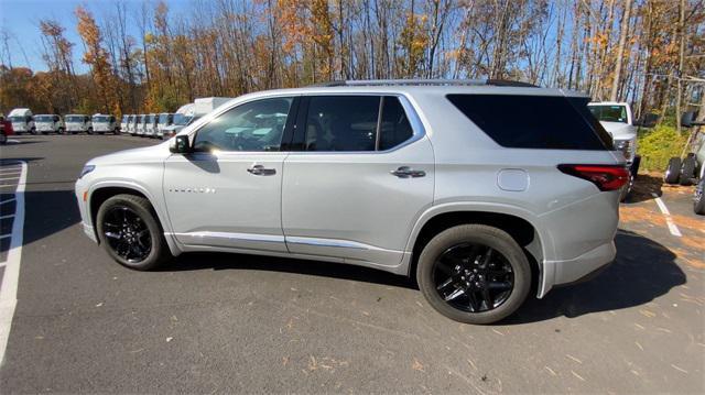 used 2022 Chevrolet Traverse car, priced at $36,188