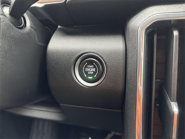 used 2024 GMC Acadia car, priced at $42,285