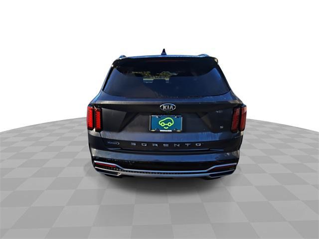 used 2021 Kia Sorento car, priced at $21,200