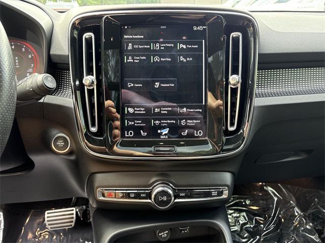 used 2021 Volvo XC40 car, priced at $27,377