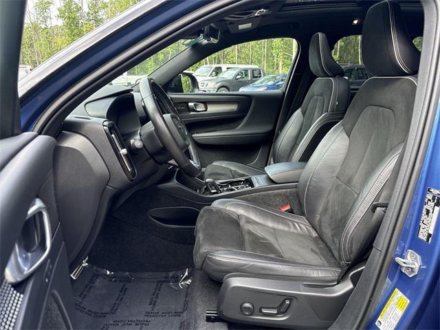 used 2021 Volvo XC40 car, priced at $27,377