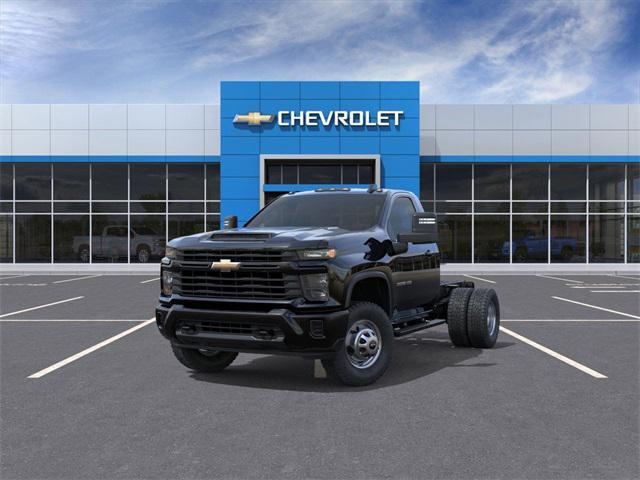 new 2025 Chevrolet Silverado 3500 car, priced at $50,868