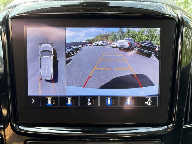 used 2021 Chevrolet Traverse car, priced at $31,886