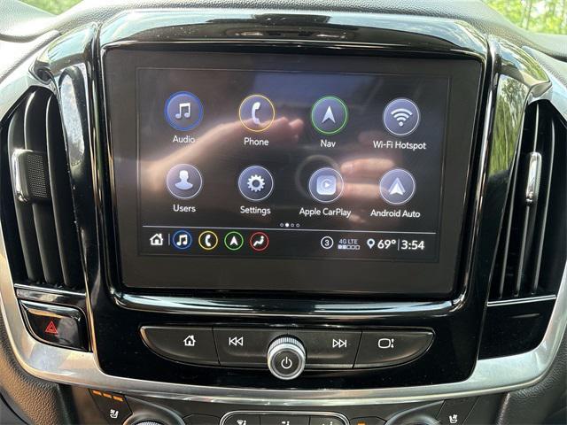 used 2021 Chevrolet Traverse car, priced at $31,886