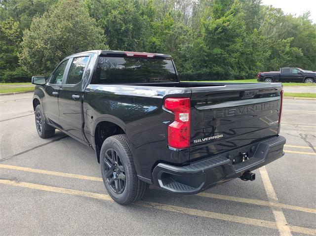 new 2024 Chevrolet Silverado 1500 car, priced at $46,395