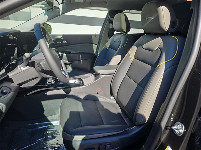 used 2025 Chevrolet Trax car, priced at $26,000