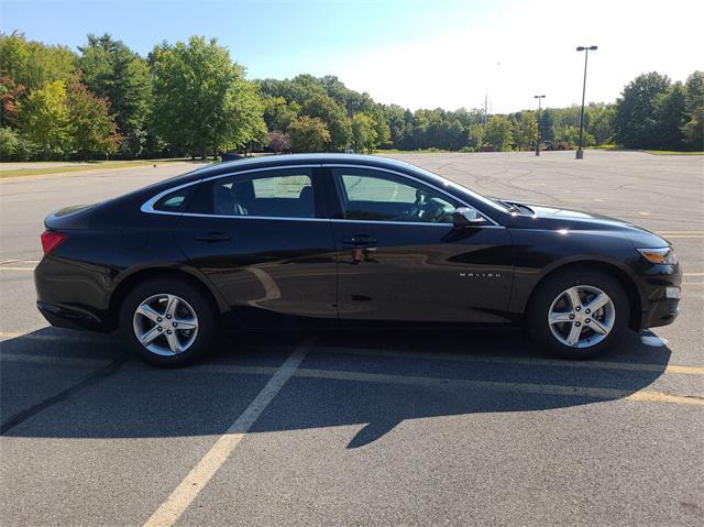 new 2025 Chevrolet Malibu car