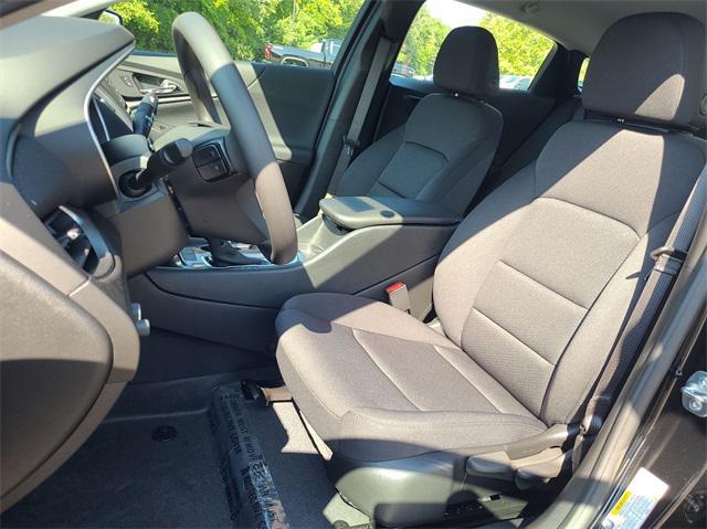 new 2025 Chevrolet Malibu car